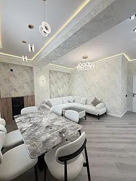 Satılır 3 otaqlı mənzil 107 m²