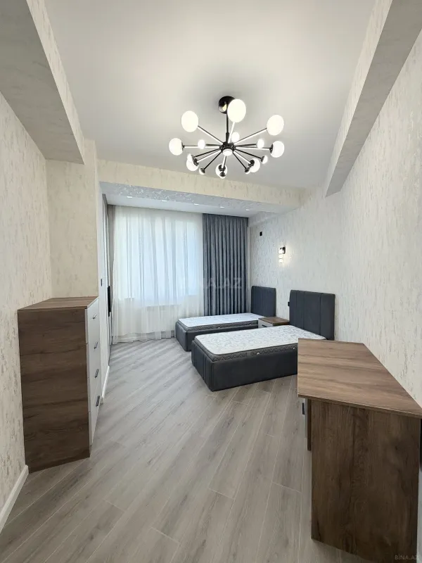Satılır 3 otaqlı mənzil 107 m²