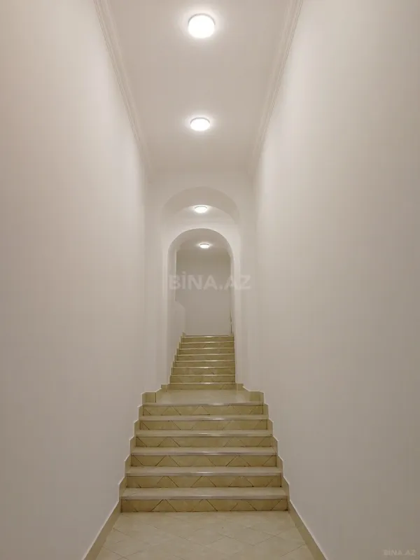 Kirayə verilir 3 otaqlı ofis 115 m²