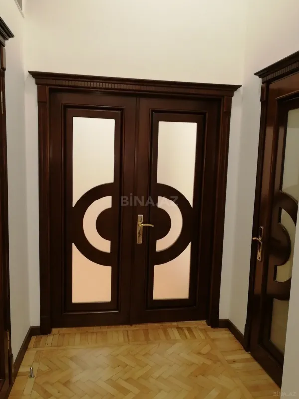 Kirayə verilir 3 otaqlı ofis 115 m²