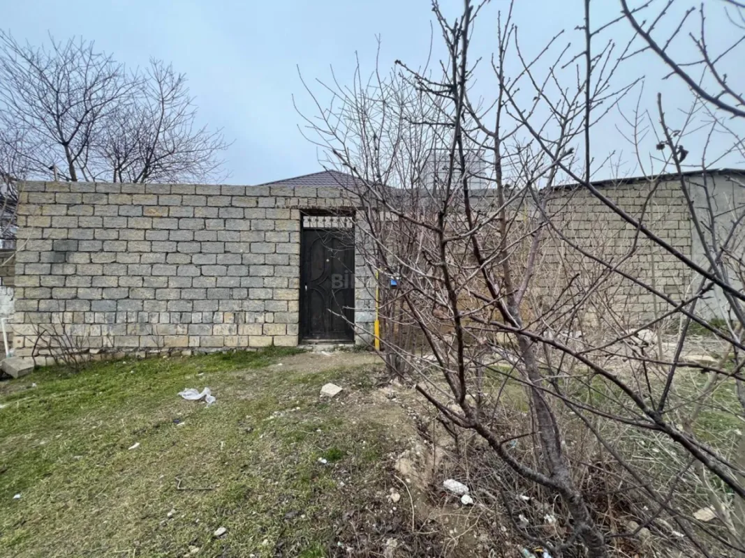 Satılır 3 otaqlı həyət evi 100 m²