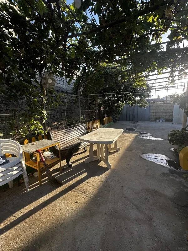 Satılır 4 otaqlı həyət evi 120 m²