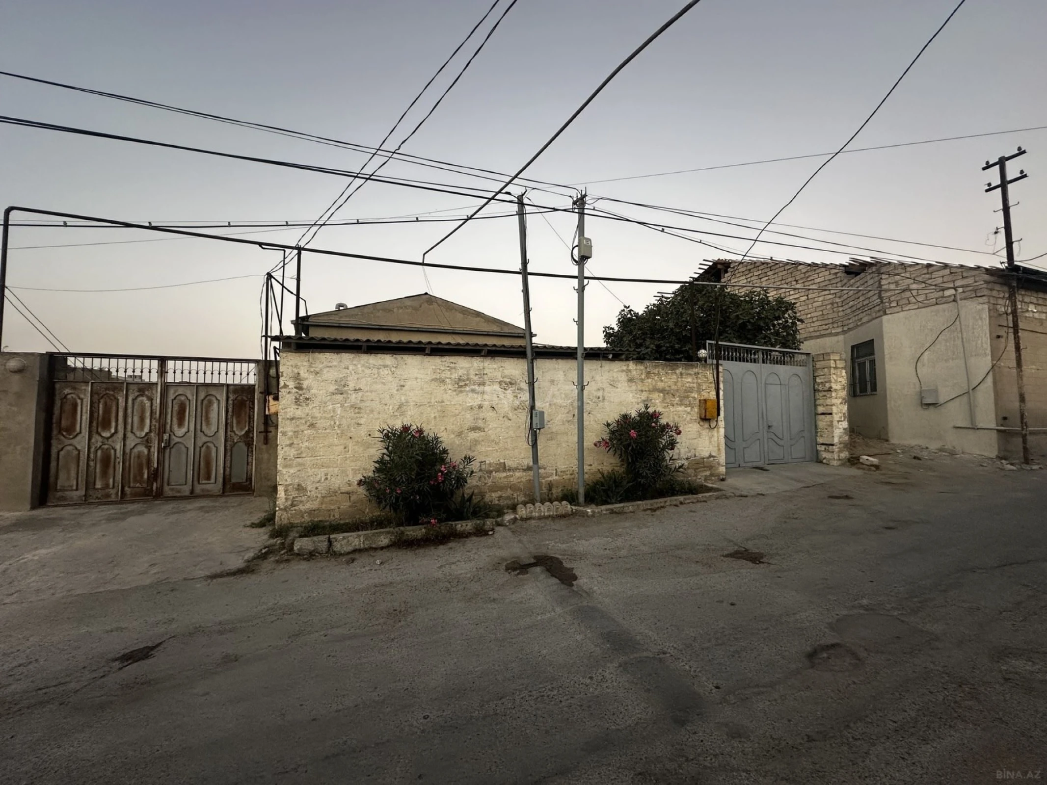 Satılır 4 otaqlı həyət evi 120 m²