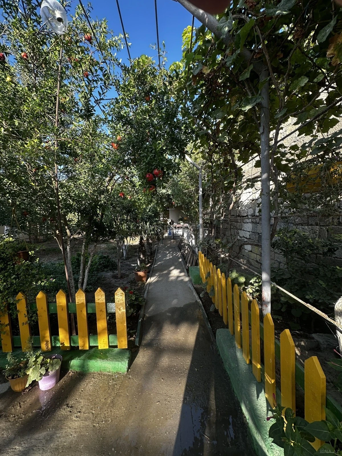 Satılır 4 otaqlı həyət evi 120 m²