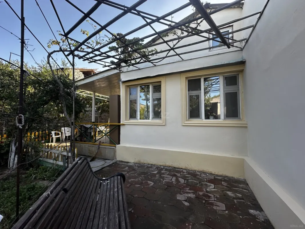 Satılır 4 otaqlı həyət evi 120 m²