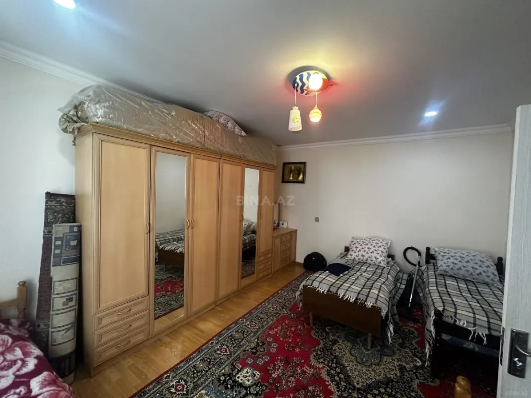 Satılır 4 otaqlı həyət evi 120 m²
