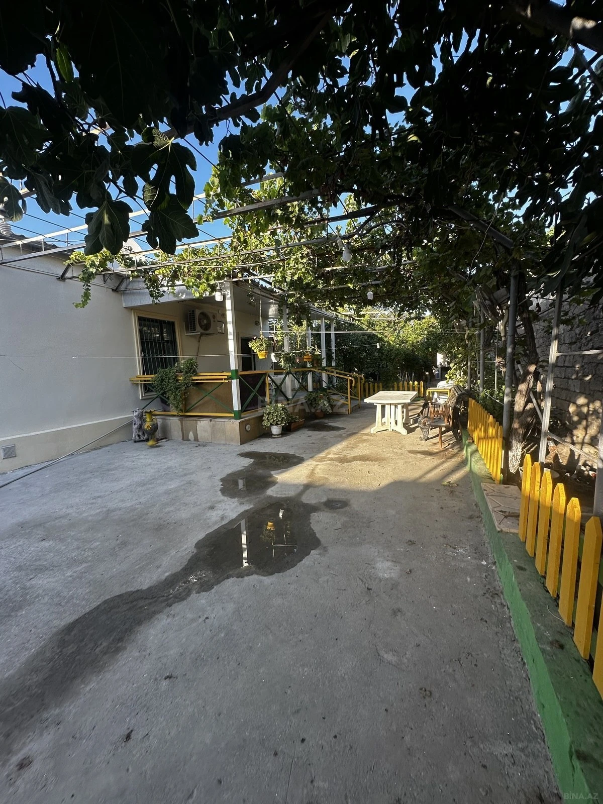 Satılır 4 otaqlı həyət evi 120 m²