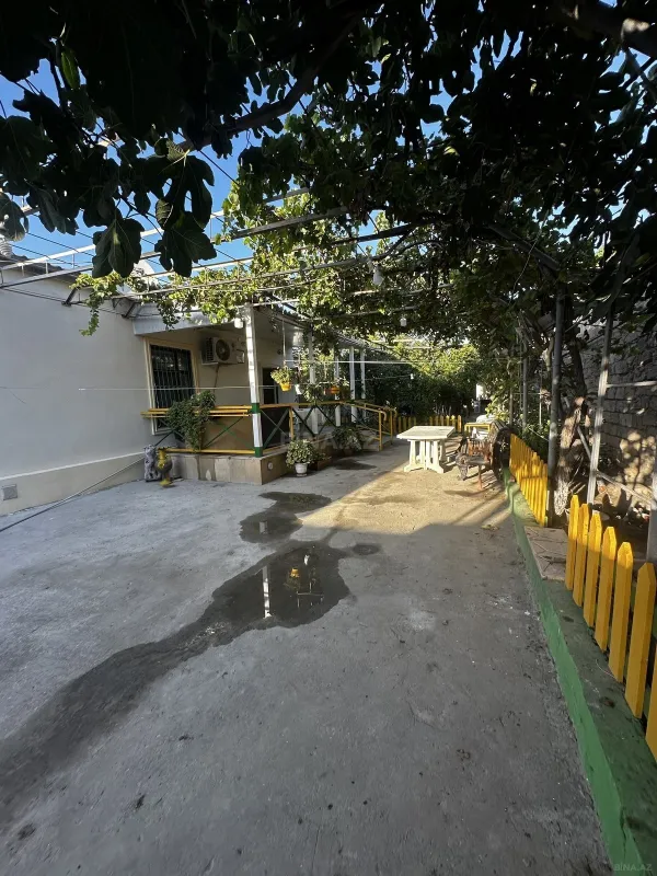 Satılır 4 otaqlı həyət evi 120 m²