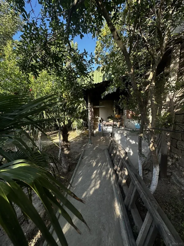 Satılır 4 otaqlı həyət evi 120 m²