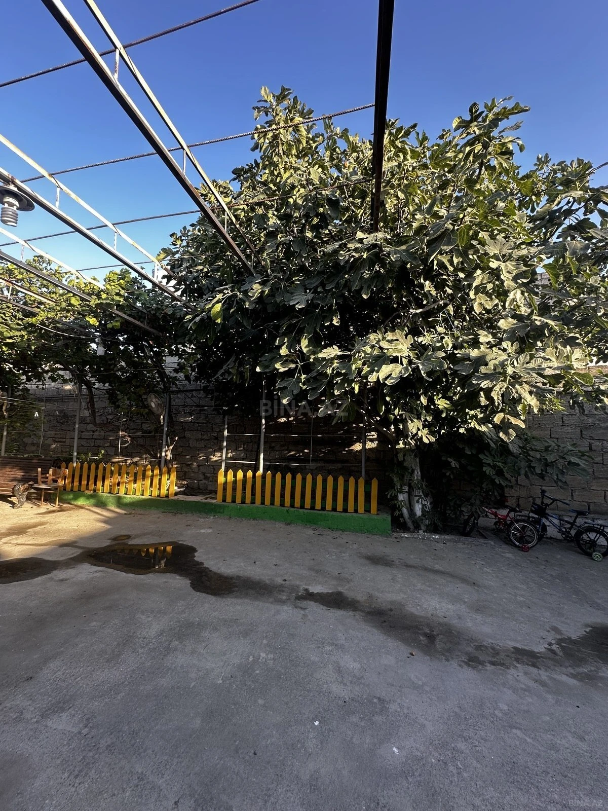 Satılır 4 otaqlı həyət evi 120 m²