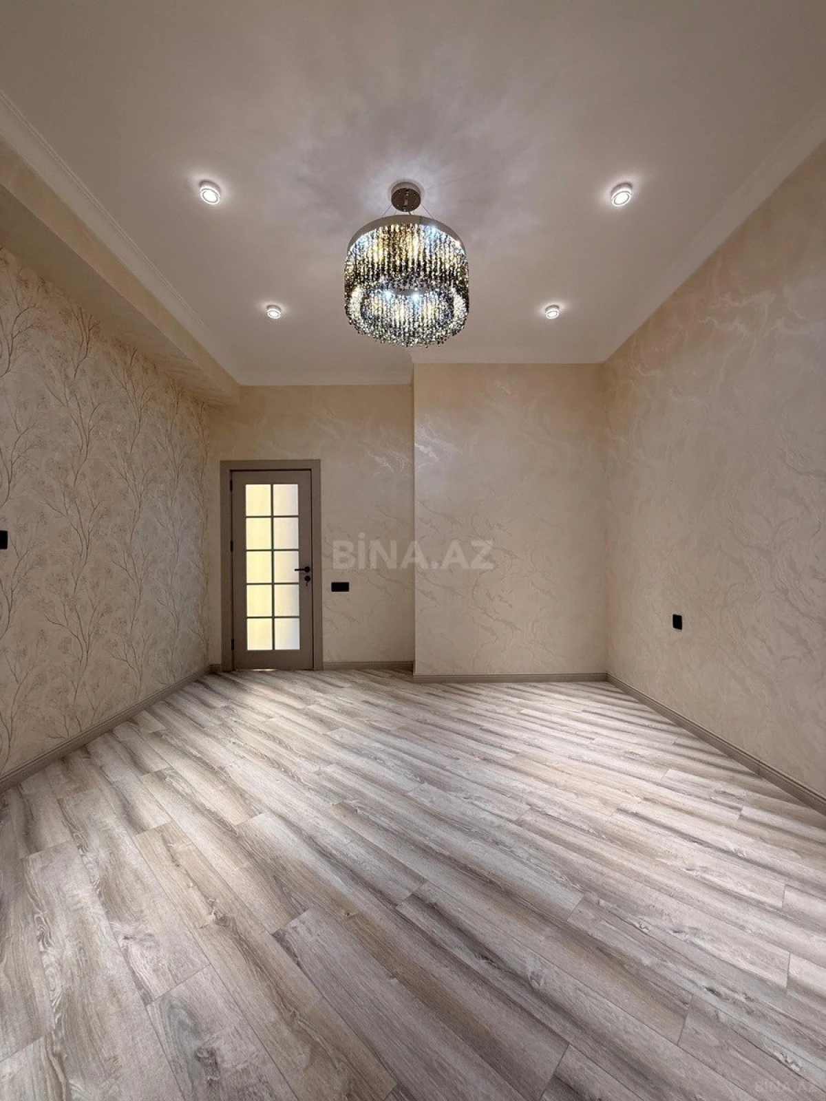 Satılır 3 otaqlı mənzil 86 m²