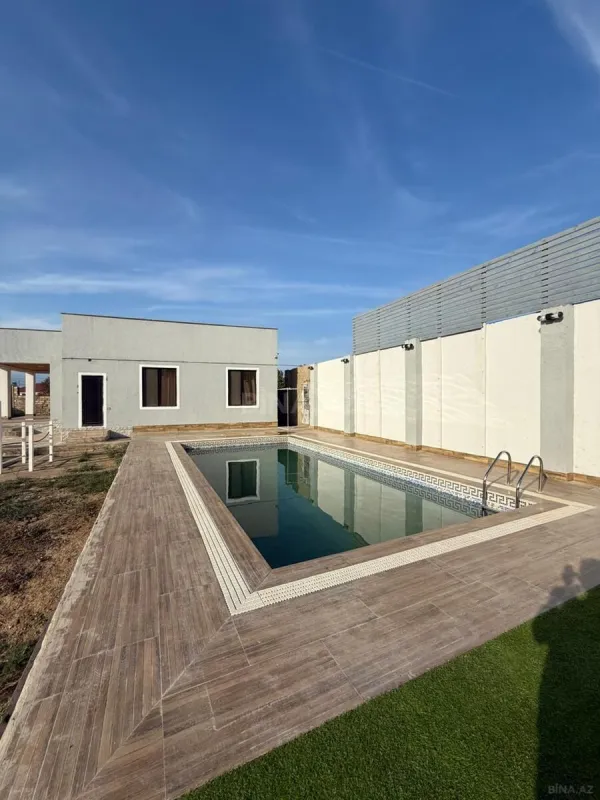 Satılır 5 otaqlı həyət evi 170 m²