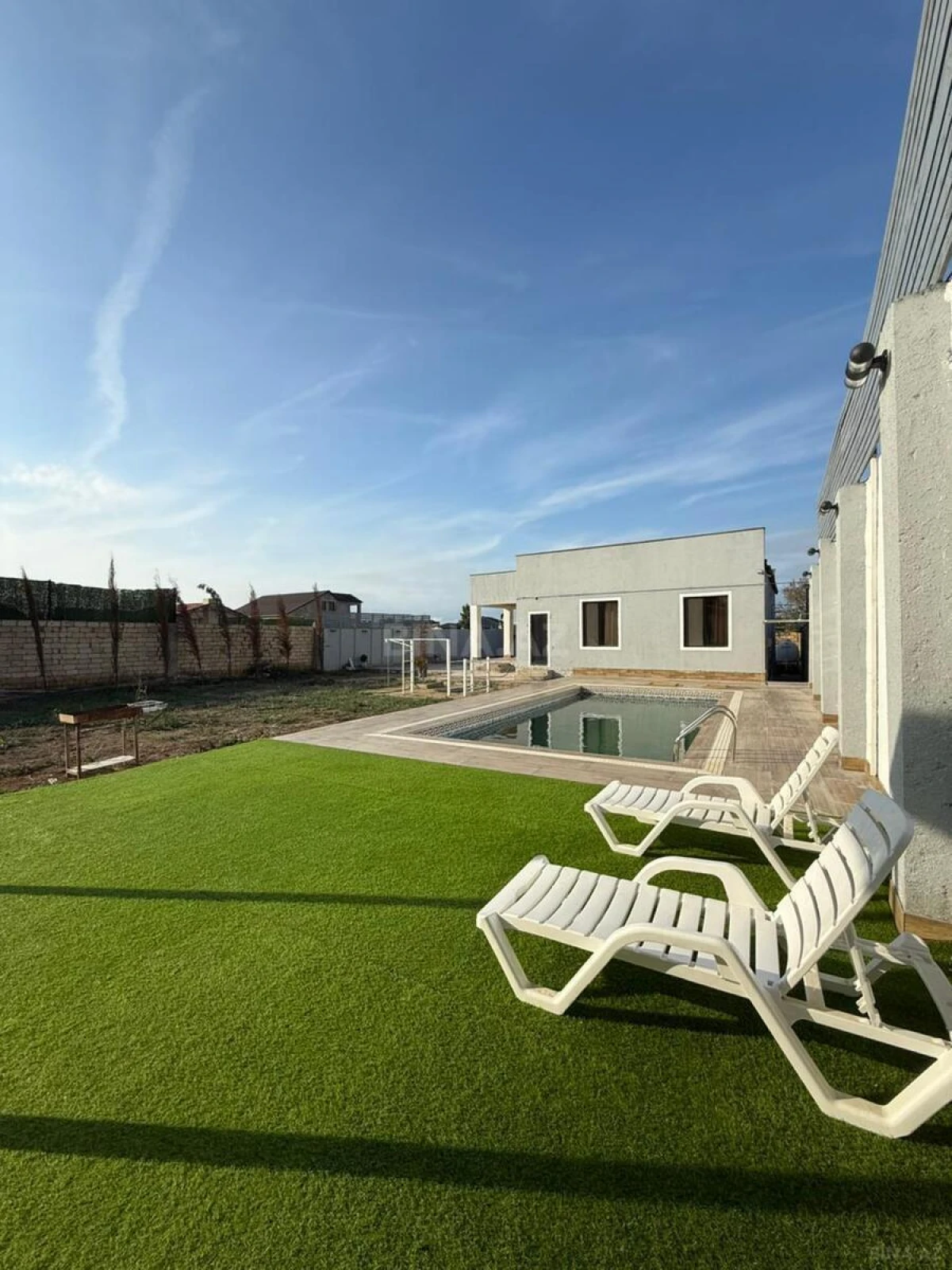 Satılır 5 otaqlı həyət evi 170 m²