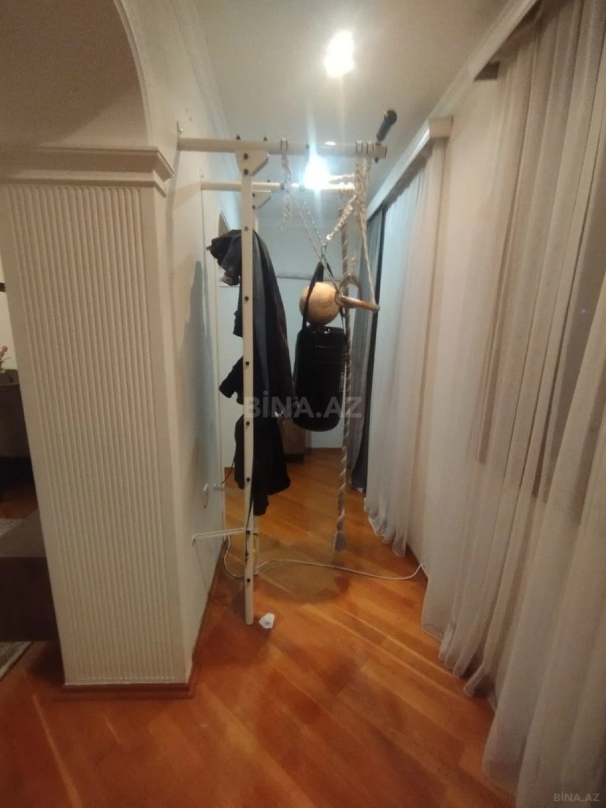 Satılır 4 otaqlı mənzil 74 m²