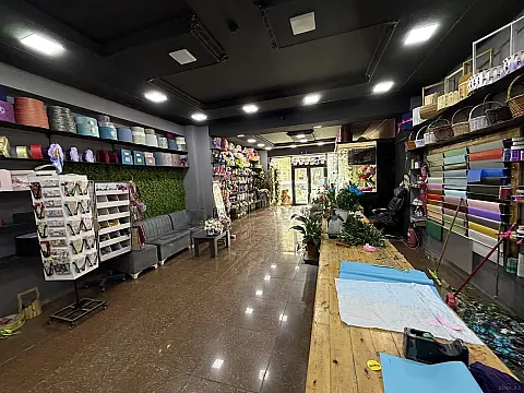 Satılır obyekt 113 m²