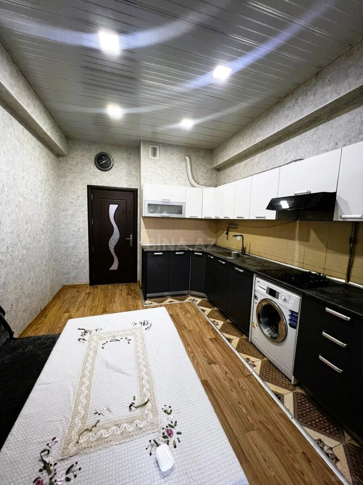 Satılır 3 otaqlı mənzil 90 m²