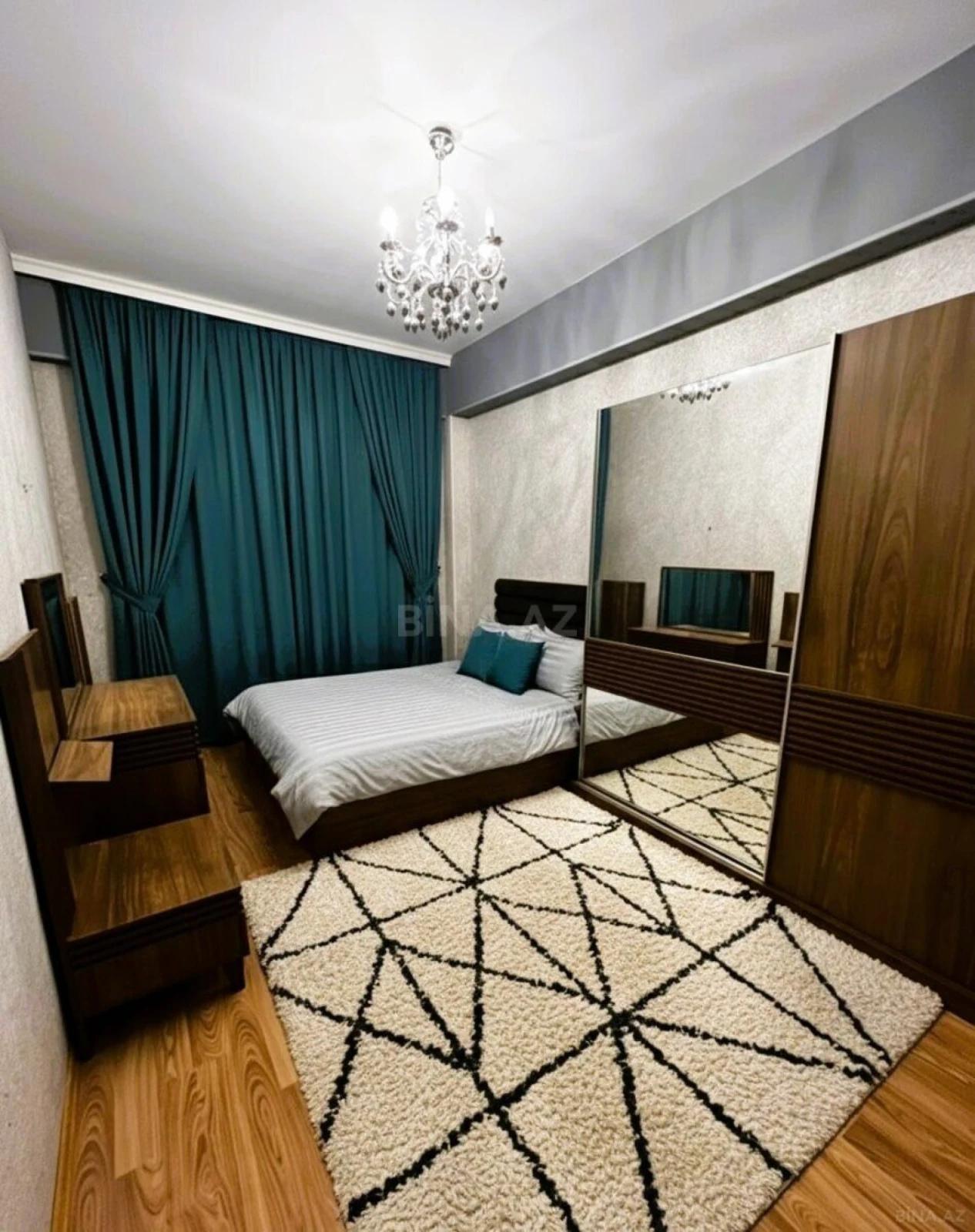 Satılır 3 otaqlı mənzil 90 m²