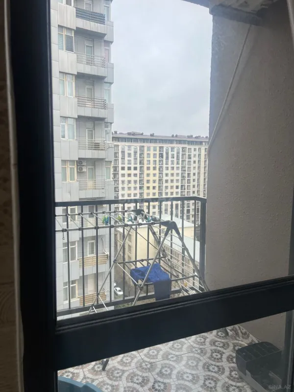 Satılır 3 otaqlı mənzil 105 m²