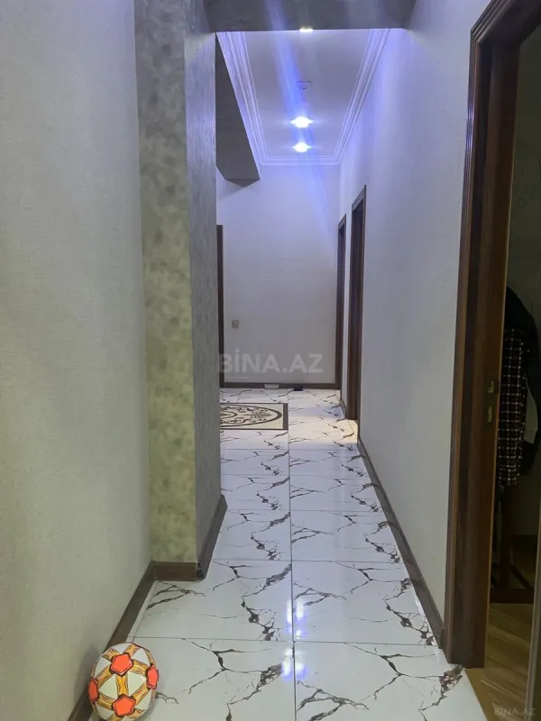 Satılır 3 otaqlı mənzil 105 m²
