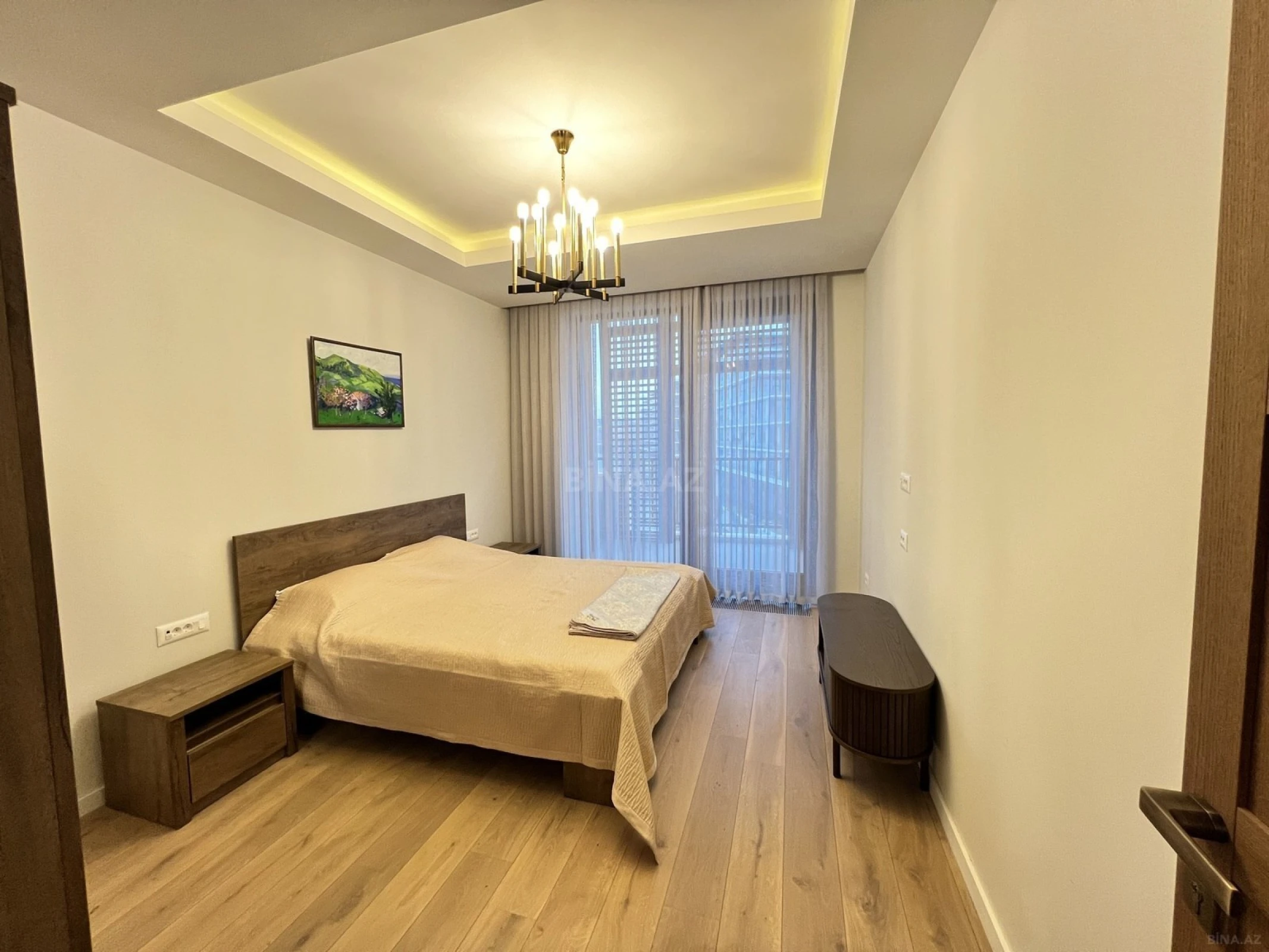 Kirayə verilir 3 otaqlı mənzil 120 m²