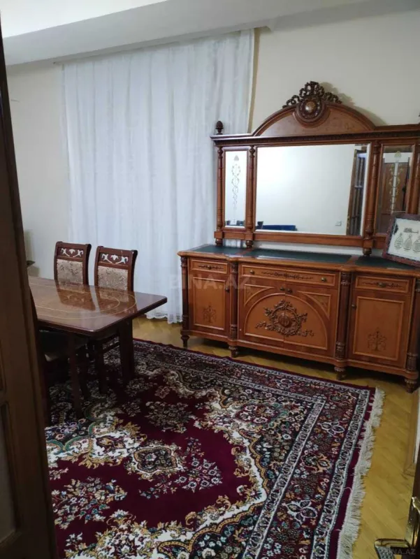 Satılır 2 otaqlı mənzil 85 m²