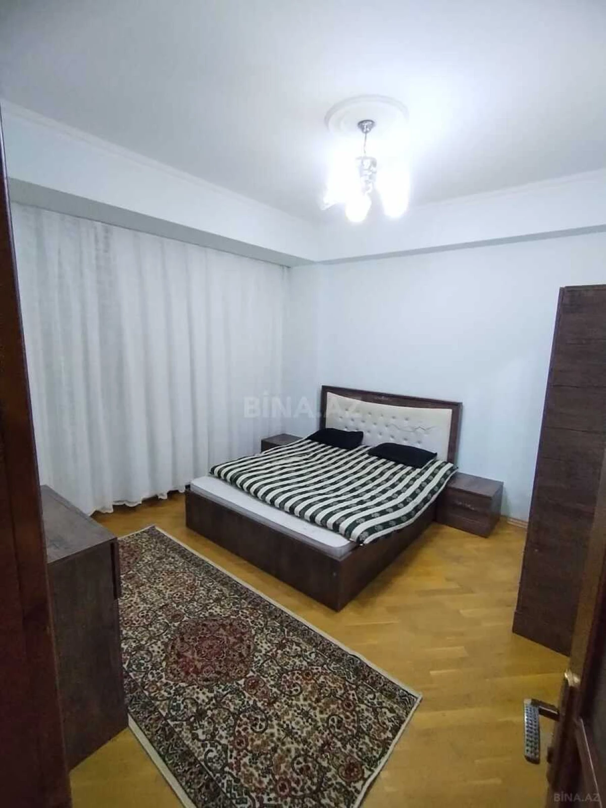Satılır 2 otaqlı mənzil 85 m²