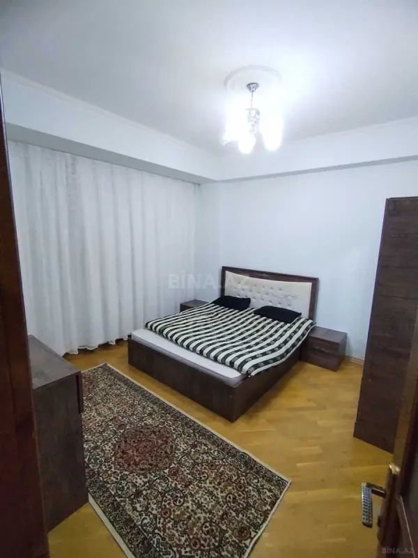 Satılır 2 otaqlı mənzil 85 m²