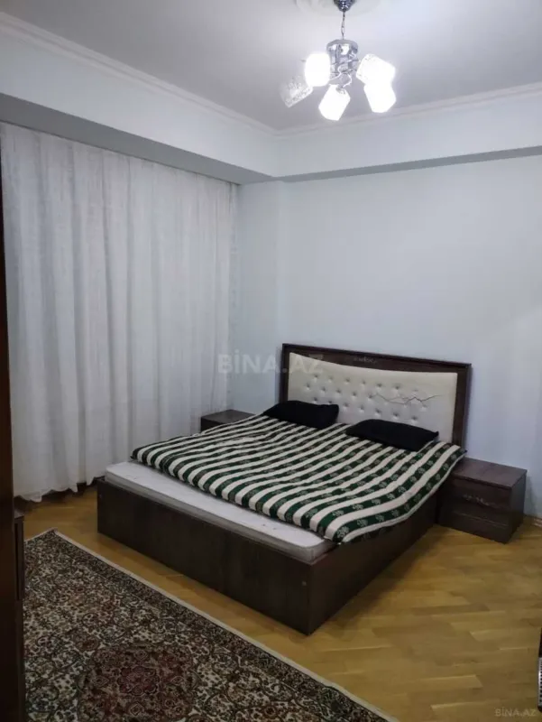 Satılır 2 otaqlı mənzil 85 m²