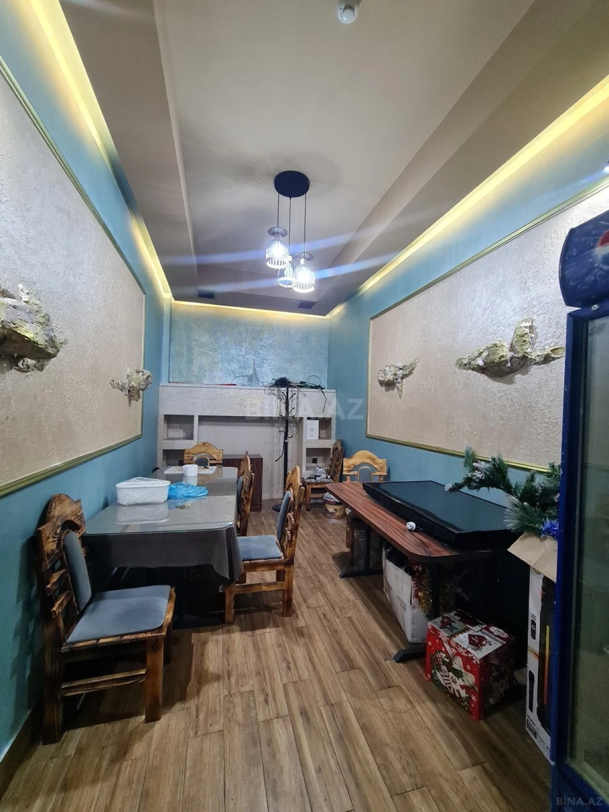 Satılır obyekt 400 m²