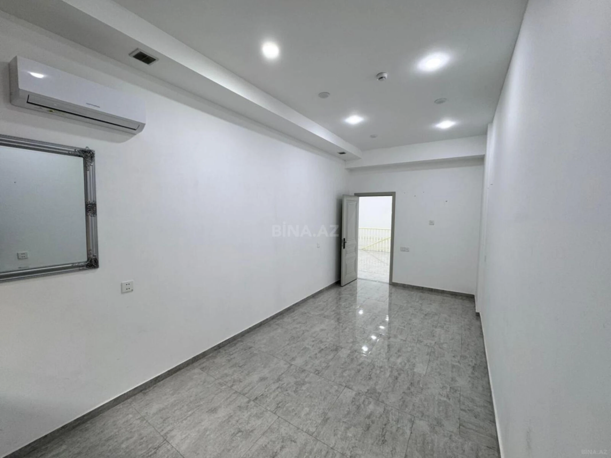 Kirayə verilir obyekt 210 m²