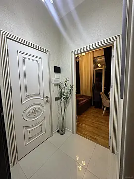 Satılır 2 otaqlı mənzil 45 m²