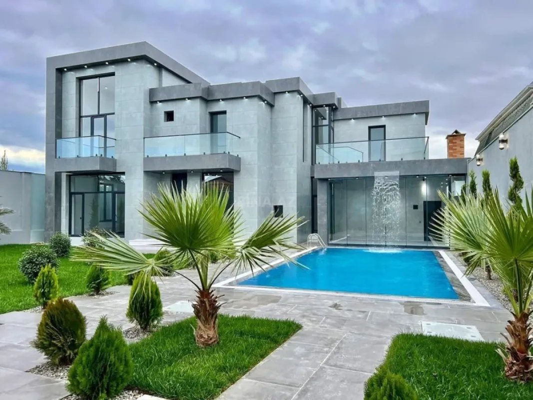 Kirayə verilir 5 otaqlı həyət evi 300 m²