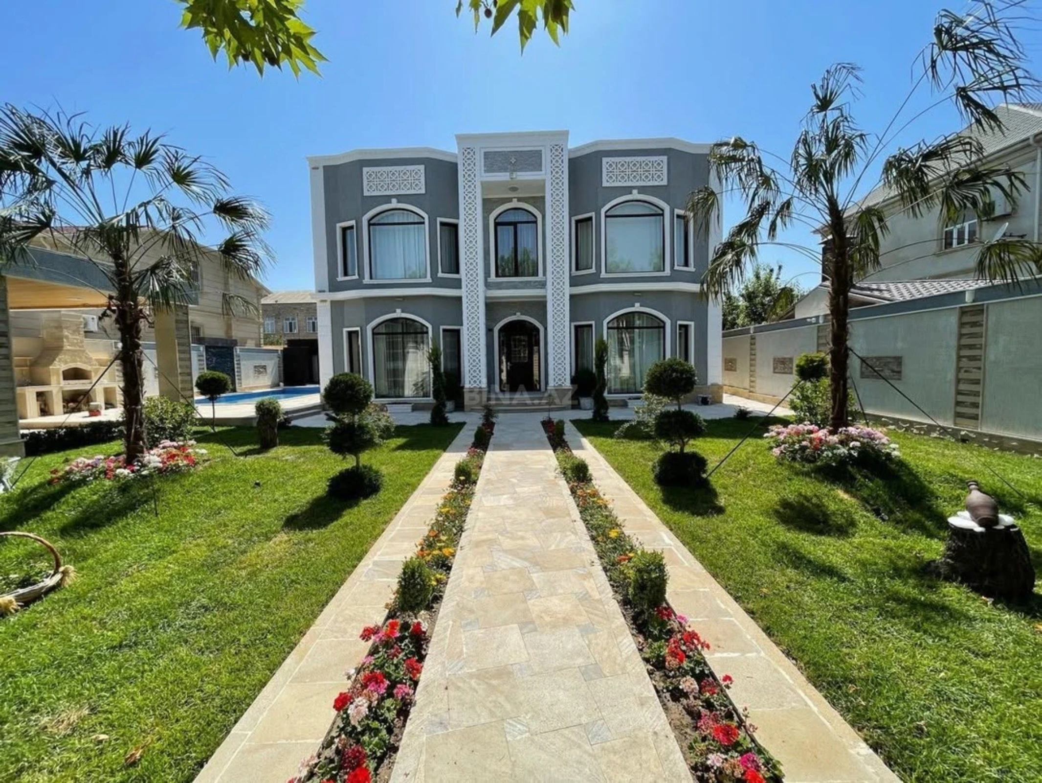 Kirayə verilir 5 otaqlı həyət evi 300 m²