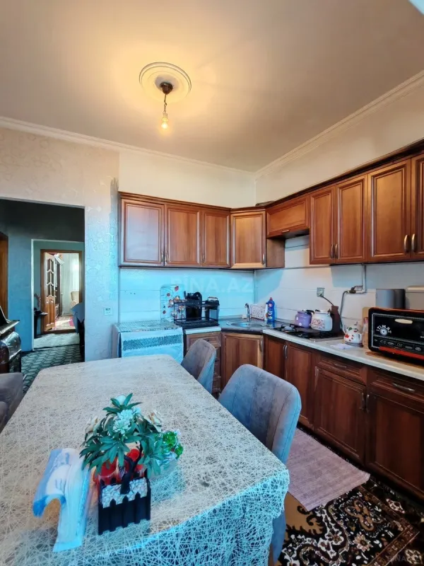 Satılır 3 otaqlı mənzil 95 m²