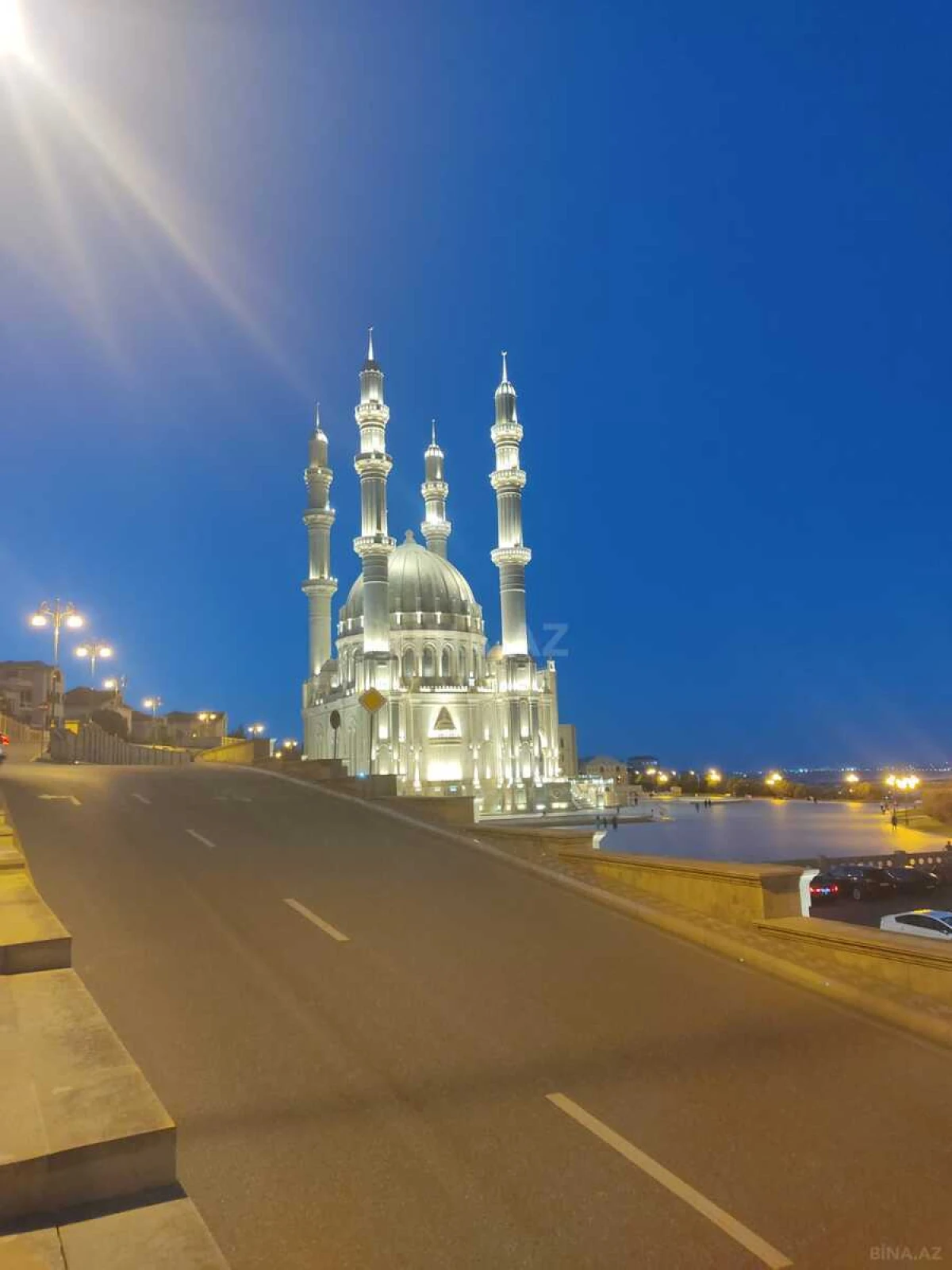 Satılır 3 otaqlı mənzil 95 m²