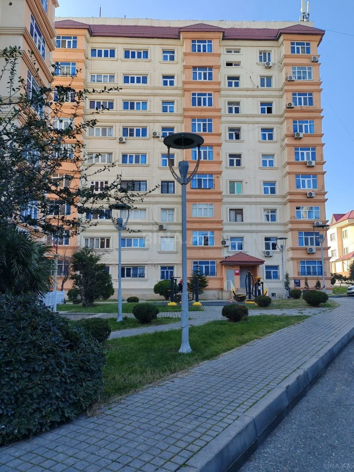 Satılır 3 otaqlı mənzil 95 m²