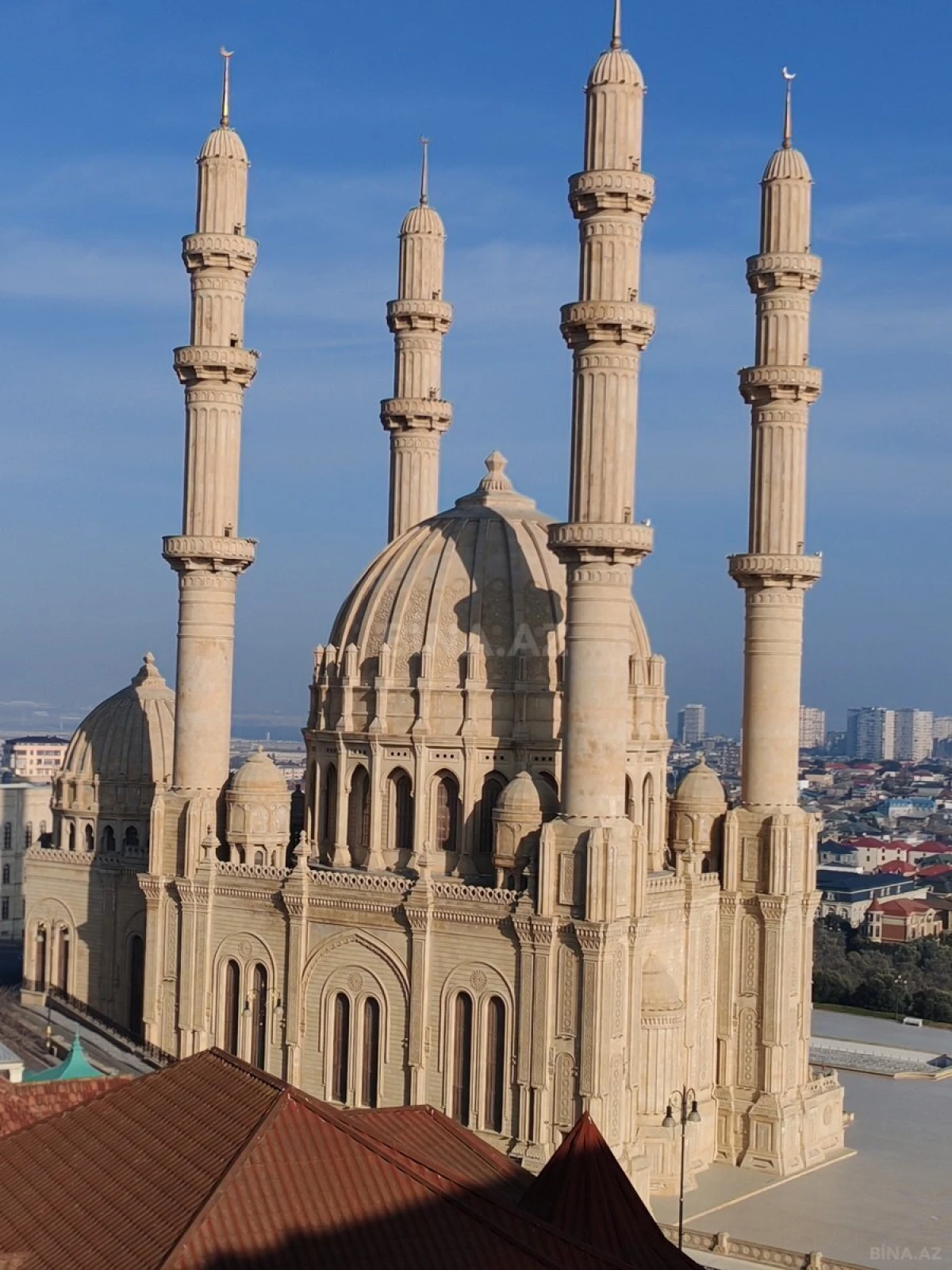 Satılır 3 otaqlı mənzil 95 m²