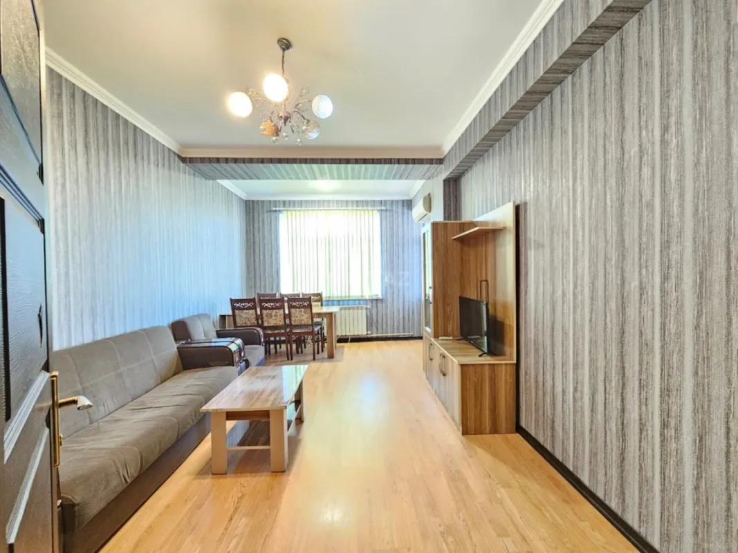 Satılır 2 otaqlı mənzil 57 m²