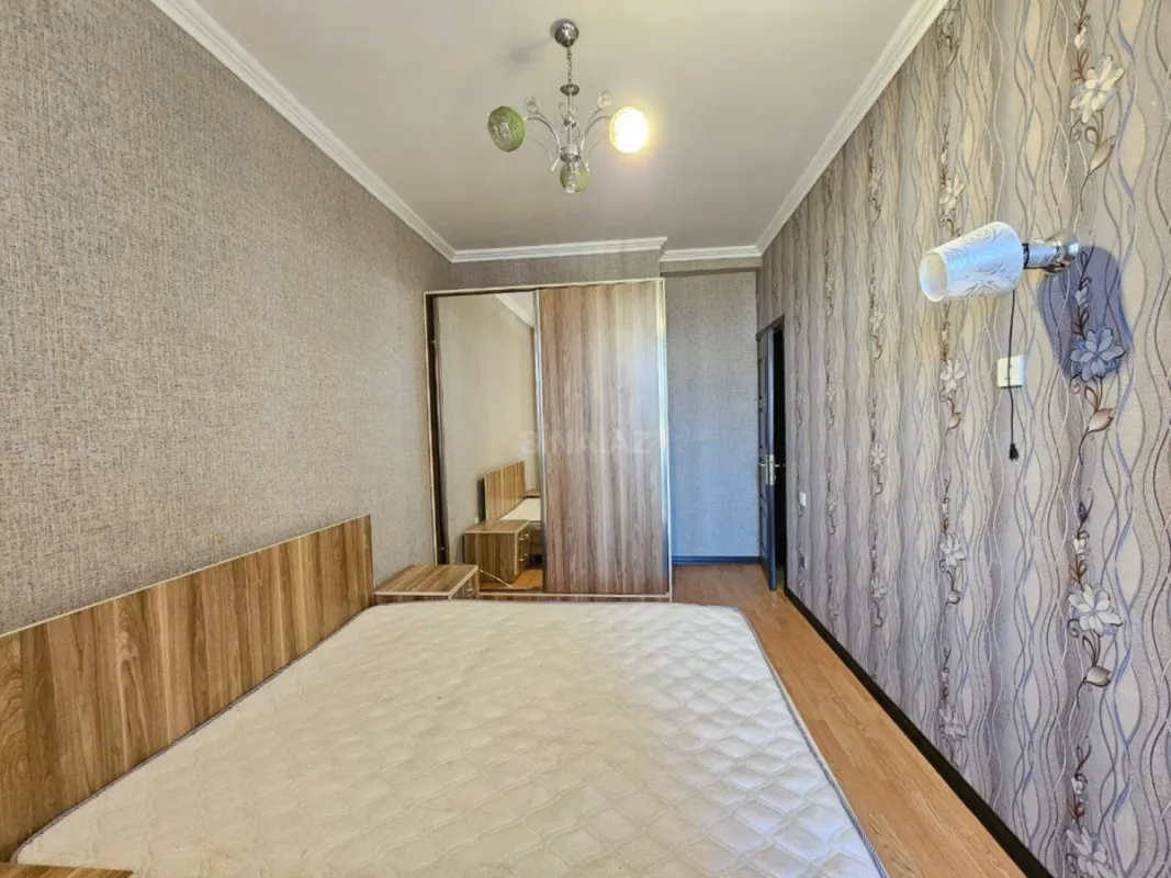 Satılır 2 otaqlı mənzil 57 m²