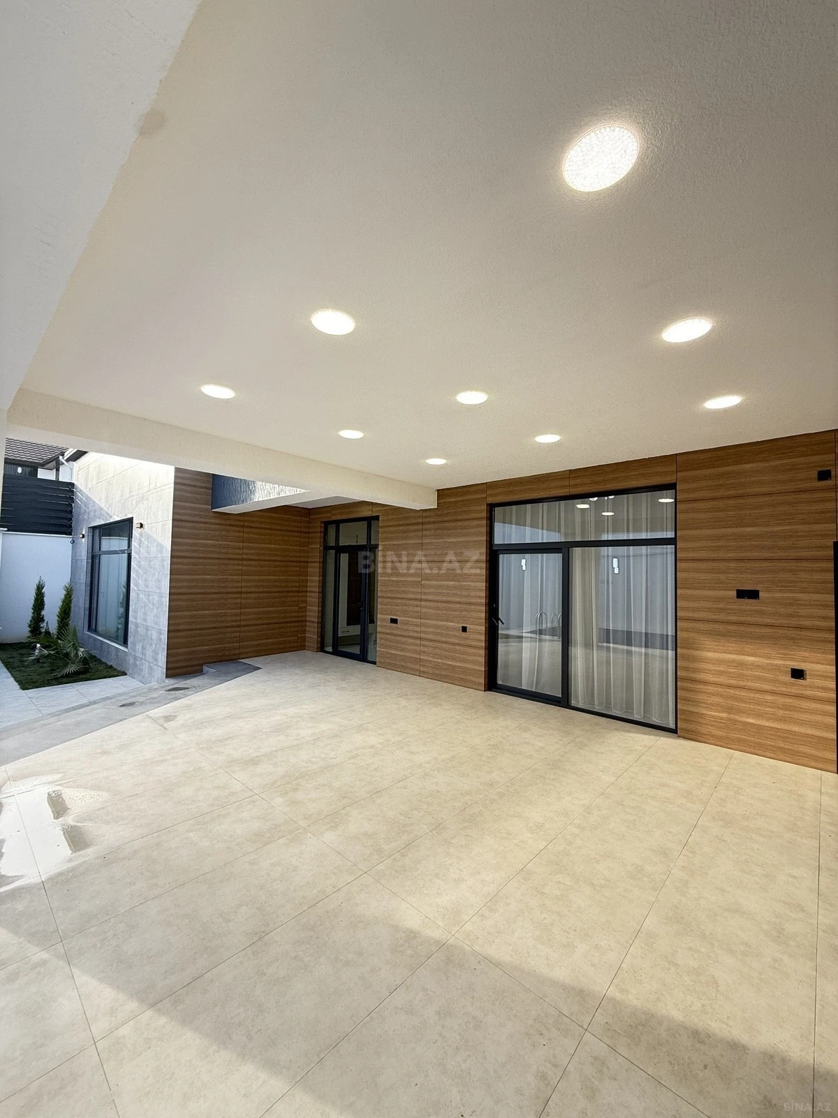 Satılır 4 otaqlı həyət evi 160 m²