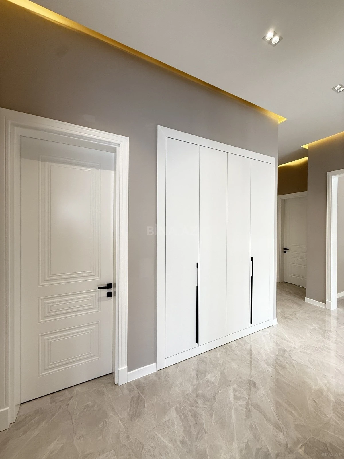 Satılır 4 otaqlı həyət evi 160 m²