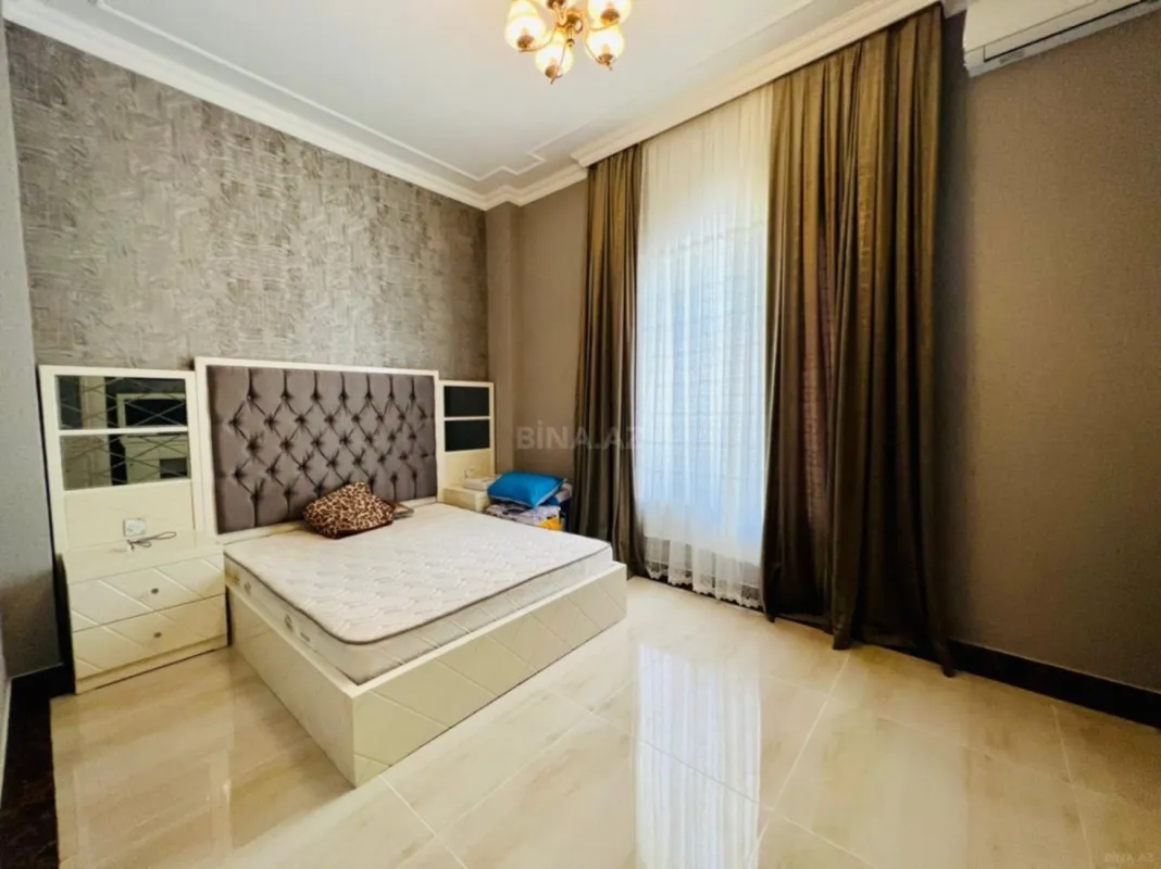 Kirayə verilir 6 otaqlı həyət evi 540 m²