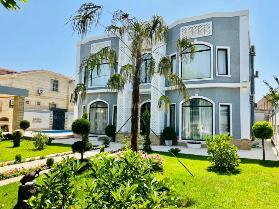 Kirayə verilir 6 otaqlı həyət evi 540 m²