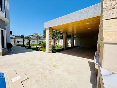 Kirayə verilir 6 otaqlı həyət evi 540 m²