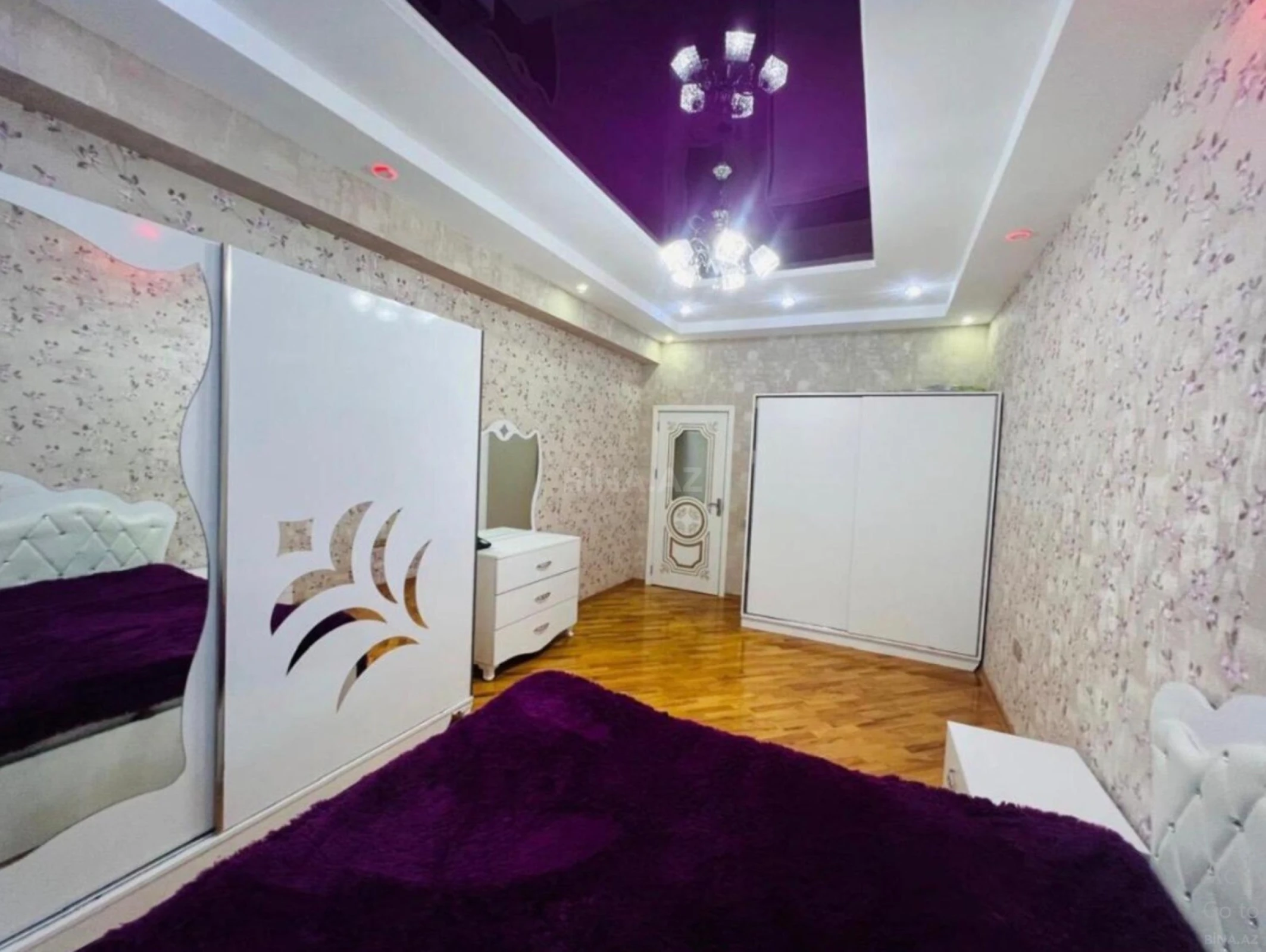 Satılır 3 otaqlı mənzil 82 m²