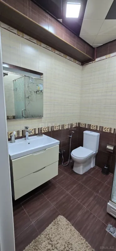Satılır 3 otaqlı mənzil 130 m²