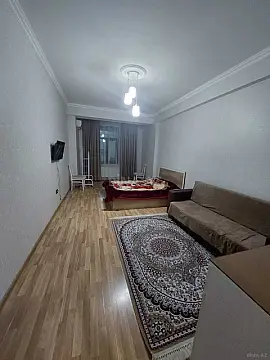 Kirayə verilir 1 otaqlı mənzil 60 m²