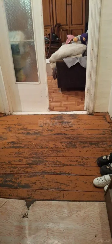 Satılır 5 otaqlı mənzil 120 m²