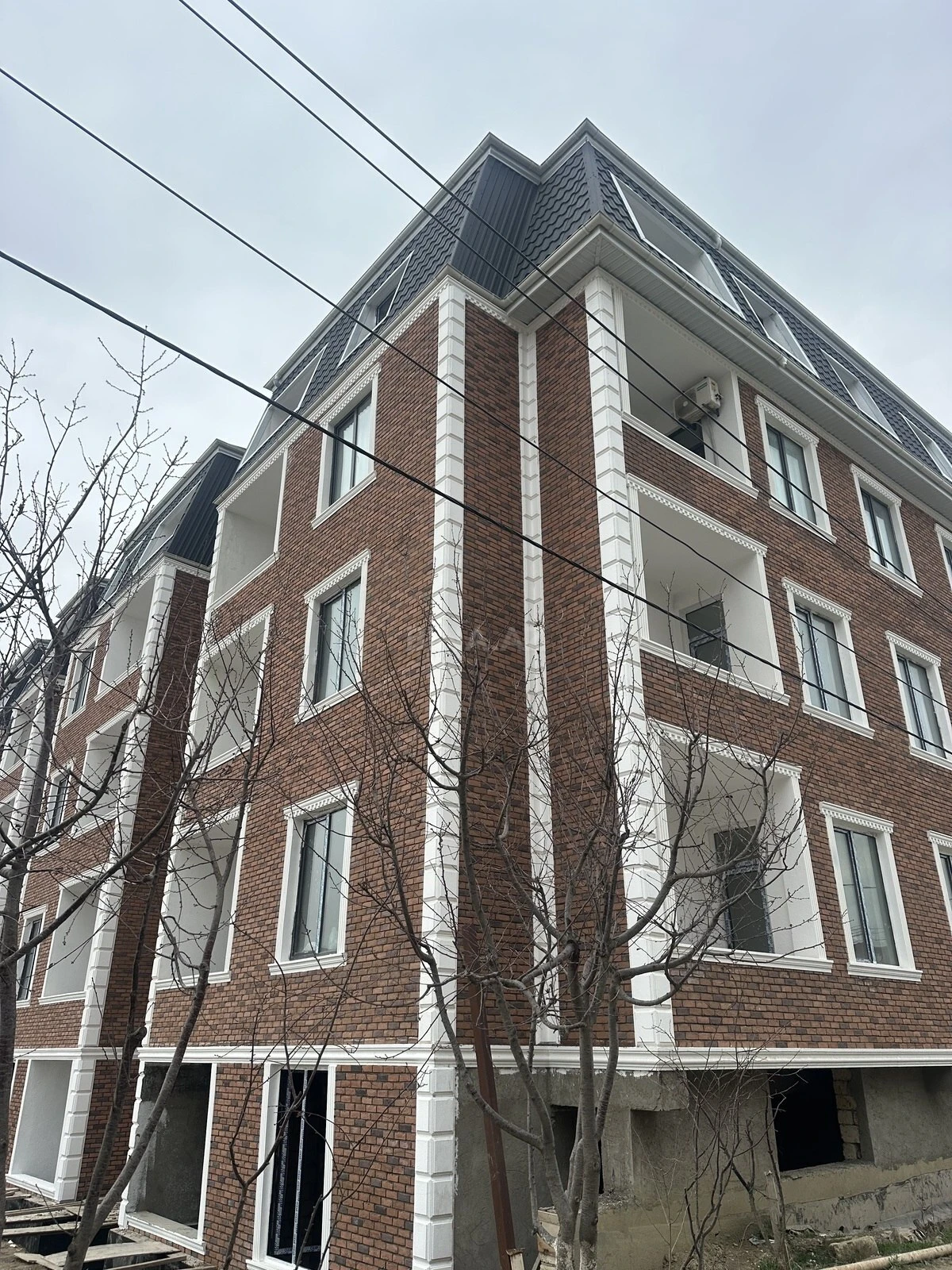 Satılır 2 otaqlı mənzil 54 m²