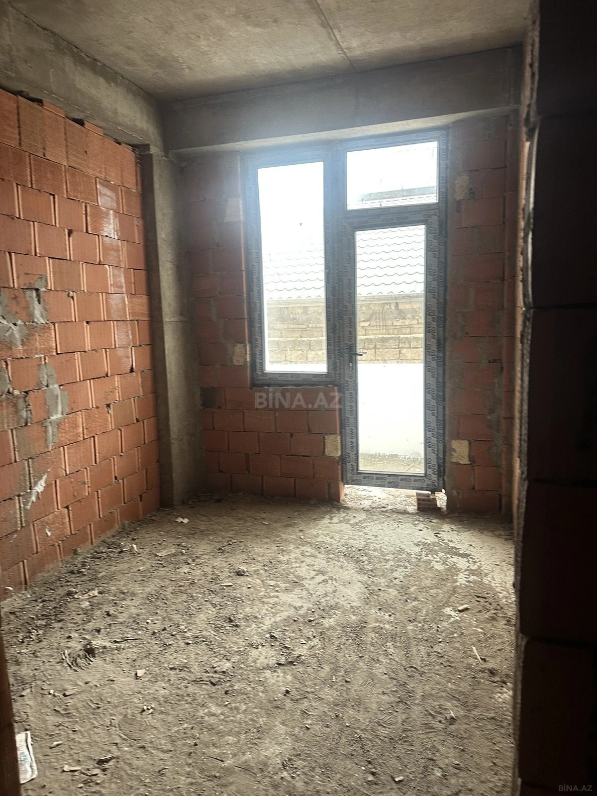 Satılır 2 otaqlı mənzil 54 m²